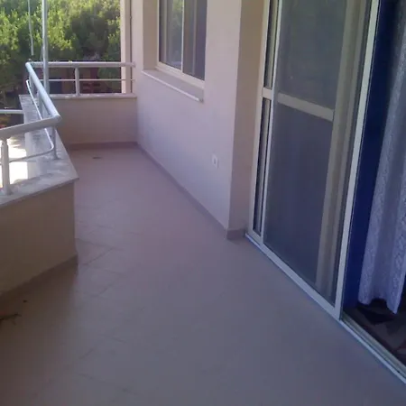 Ap Relax , - Mali Robit Apartmán Golem (Tirana)
