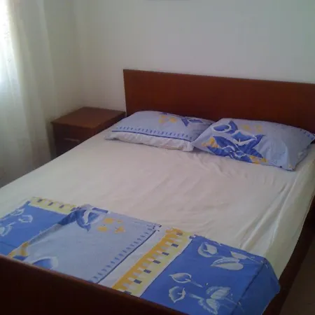 Apartment Ap Relax , Golem - Mali Robit *