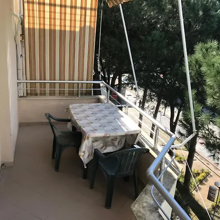 Ap Relax , - Mali Robit * Golem (Tirana)