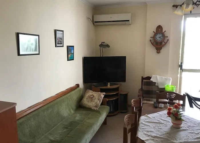 Ap Relax , - Mali Robit * Golem (Tirana)